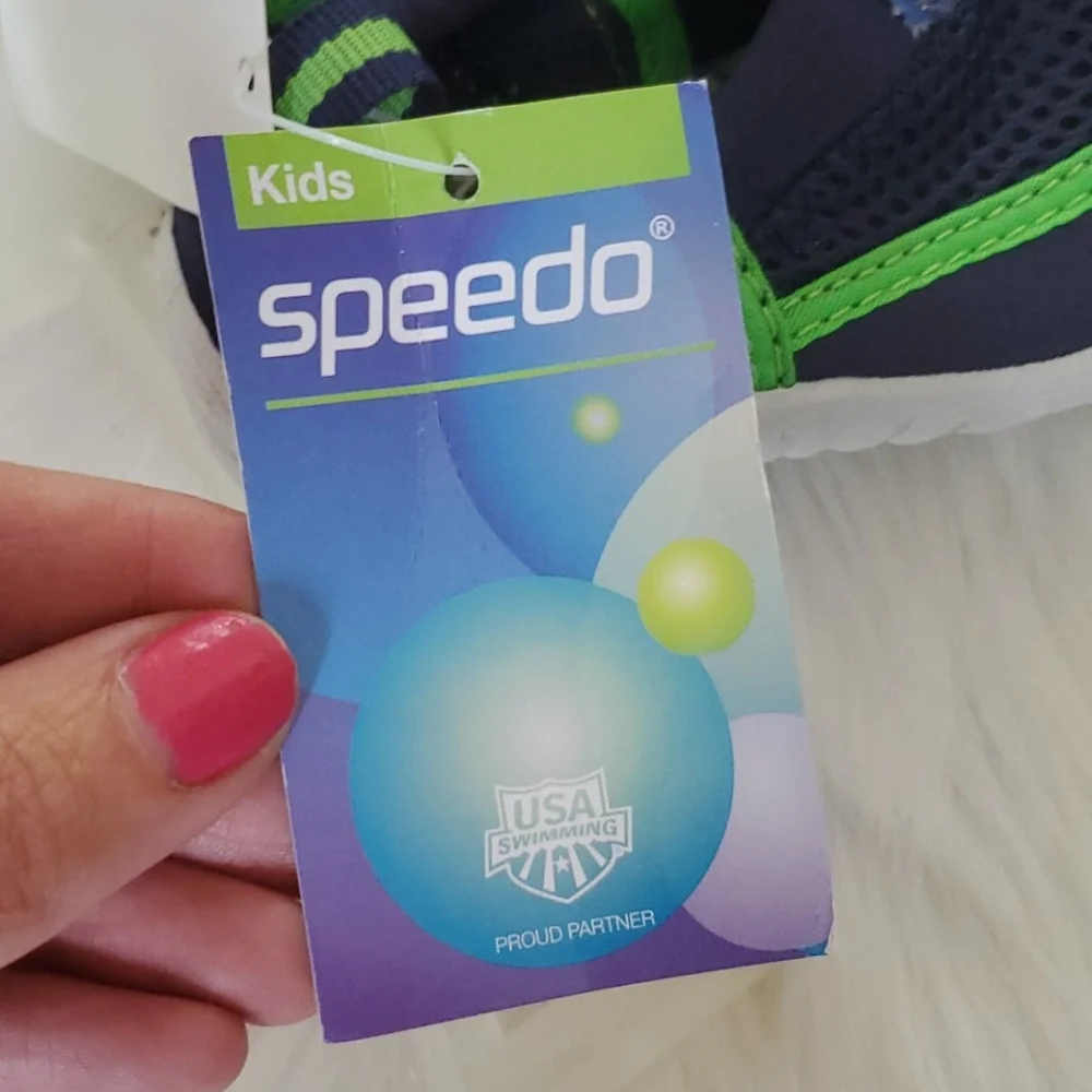 NWT Toddler Speedo slip on water shoes sz Small